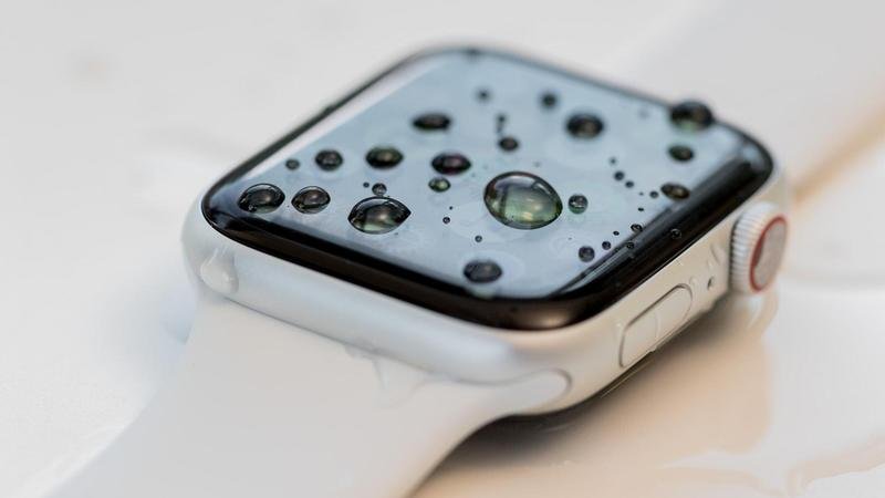 apple-watch-water-droplets