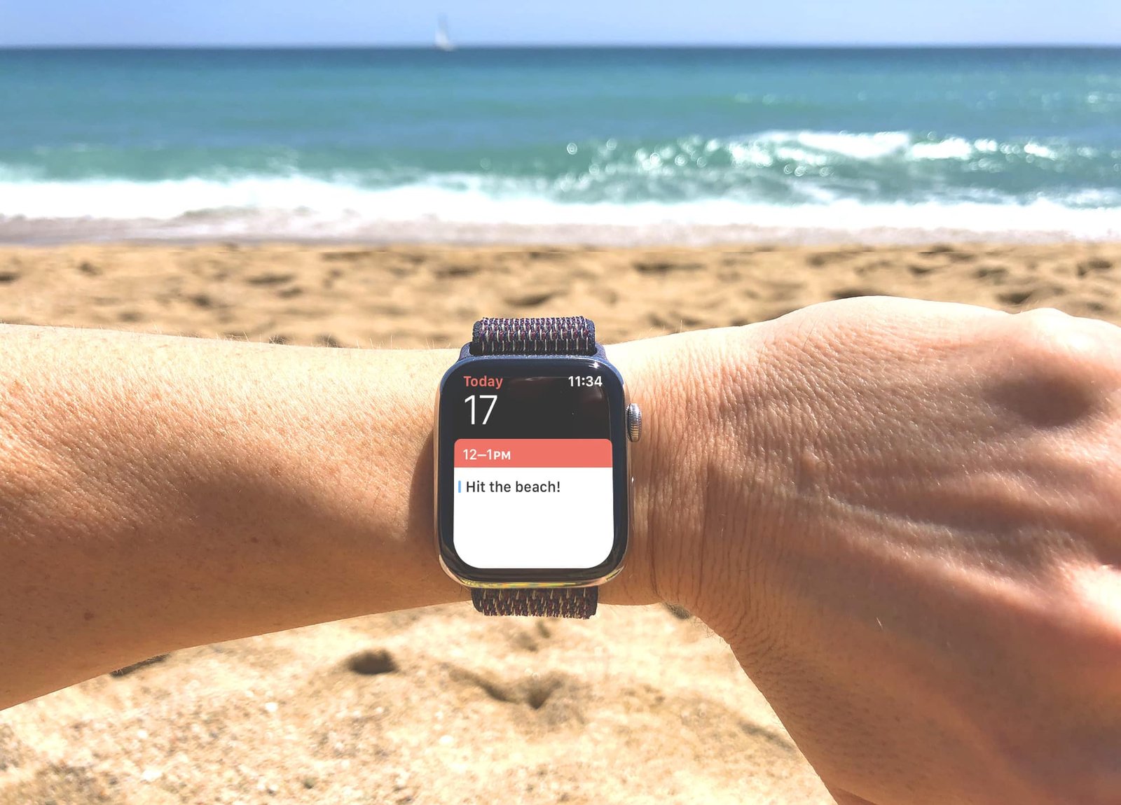 Can You Swim At The Beach With An Apple Watch WatchAppList